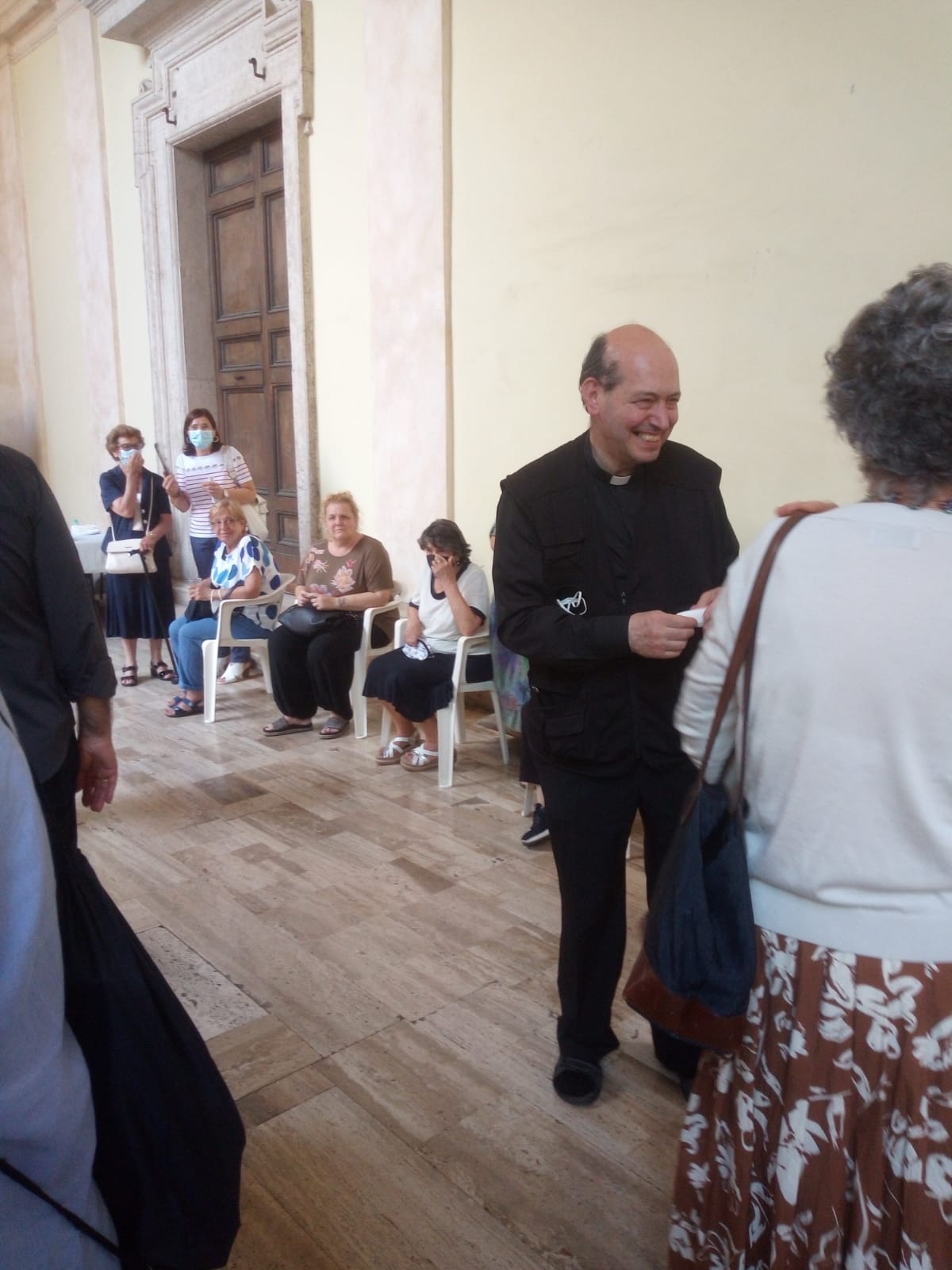 La Parrocchia del Duomo in festa per il 45° anniversario dell’ordinazione di don Fabrizio Fantini