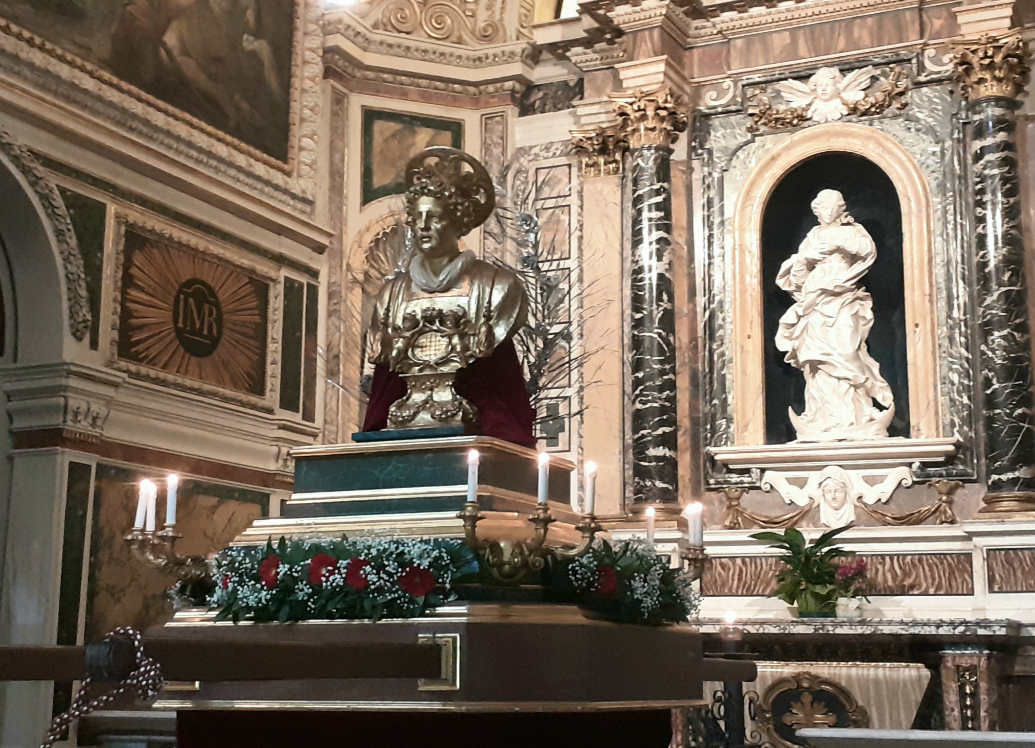 Festa di San Lorenzo. Esposti in Duomo il reliquiario e il busto seicentesco sulla macchina processionale